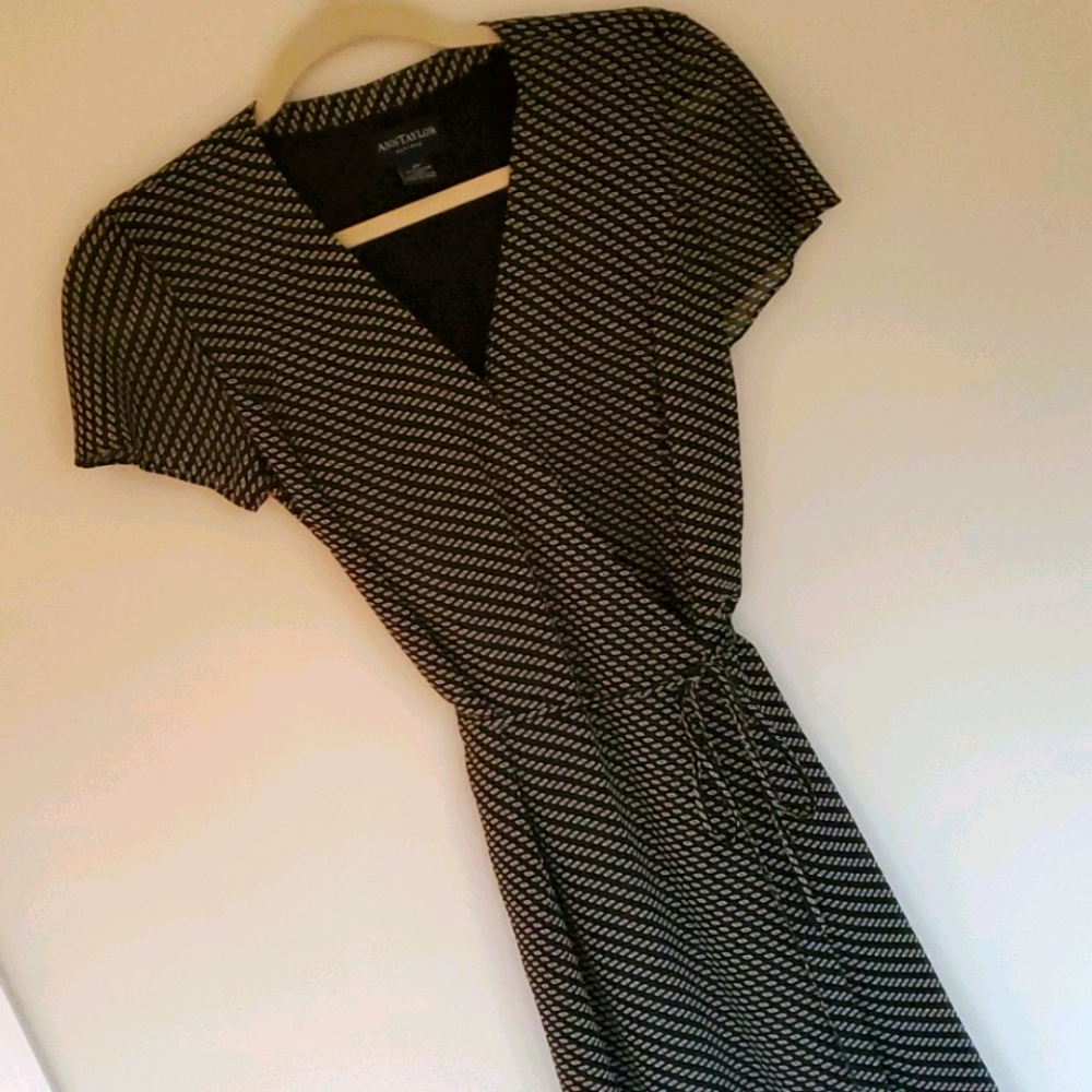 Print Wrap dress